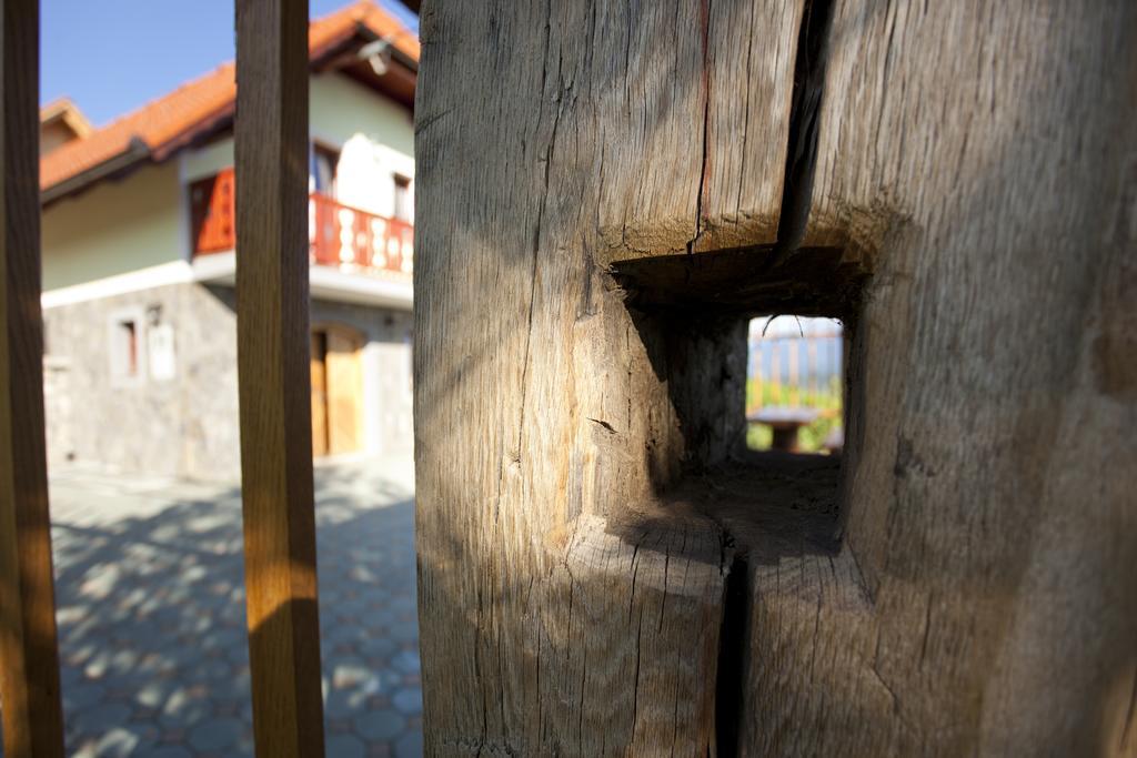 Vineyard Cottage Lustek Novo Mesto Eksteriør bilde