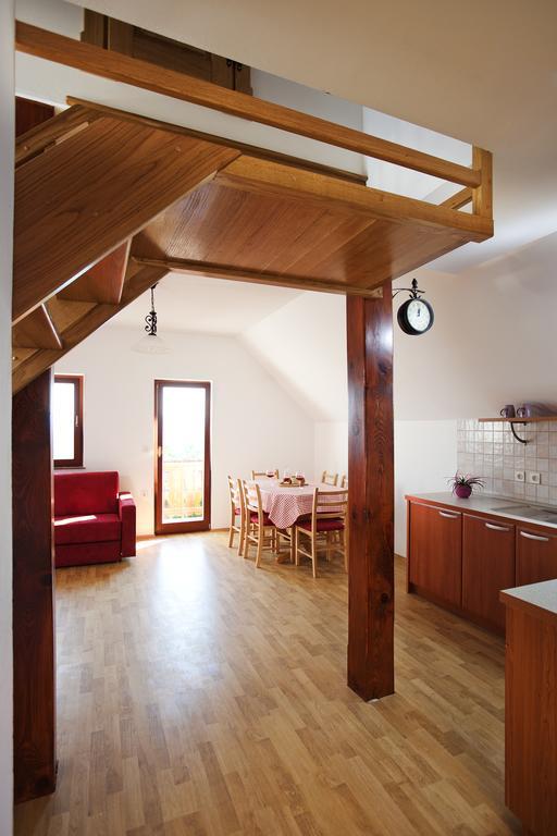 Vineyard Cottage Lustek Novo Mesto Rom bilde